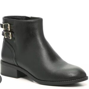 Women's Kelly & Katie Bootie KK-FLANN Size 8.5M Black Side Zip New W/O Box